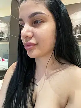 Snapshot of Samira30 chatting on April 4, 2026, 9:32 pm Samira30 online show from April 4, 2026, 9:32 pm