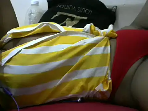 Snapshot of Pantyhosebien chatting on December 7, 2024, 10:12 pm Pantyhosebien online show from December 7, 2024, 10:12 pm