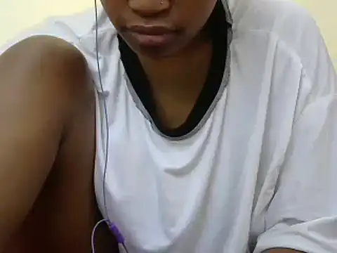 Snapshot of Pantyhosebien chatting on December 8, 2024, 5:39 am Pantyhosebien online show from December 8, 2024, 5:39 am