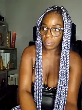 Snapshot of Shaniko89 chatting on March 27, 2026, 10:43 pm Shaniko89 online show from March 27, 2026, 10:43 pm