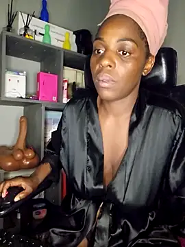 Snapshot of Shaniko89 chatting on March 24, 2026, 10:32 pm Shaniko89 online show from March 24, 2026, 10:32 pm