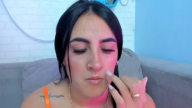 Snapshot of Helenn_monroy1 chatting on February 12, 2025, 11:40 am Helenn monroy1 online show from February 12, 2025, 11:40 am