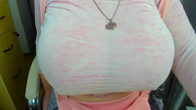 Snapshot of 77Sambuca77 chatting on December 16, 2025, 7:56 am 77Sambuca77 online show from December 16, 2025, 7:56 am