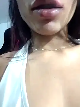 Snapshot of lara_murphy chatting on November 24, 2025, 8:42 pm lara murphy online show from November 24, 2025, 8:42 pm