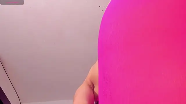 Snapshot of lara_murphy chatting on March 28, 2026, 9:05 pm lara murphy online show from March 28, 2026, 9:05 pm