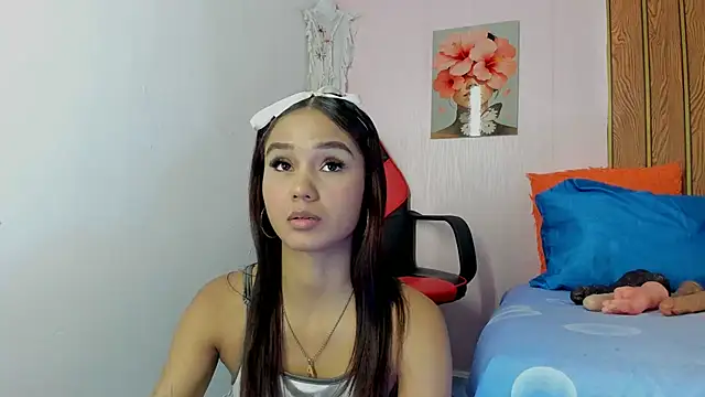 Snapshot of MarianaManzur chatting on May 8, 2026, 7:50 pm MarianaManzur online show from May 8, 2026, 7:50 pm