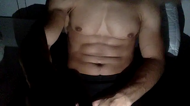 Snapshot of dennisnl93 chatting on October 17, 2025, 12:14 am dennisnl93 online show from October 17, 2025, 12:14 am