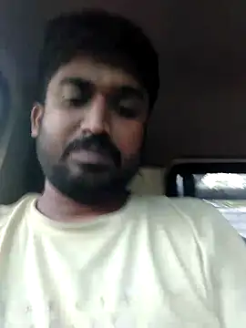 Snapshot of Driver-naru chatting on October 15, 2025, 8:33 am Driver-naru online show from October 15, 2025, 8:33 am