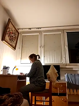 Snapshot of She-devilx chatting on March 3, 2025, 10:52 pm She-devilx online show from March 3, 2025, 10:52 pm