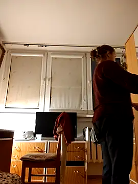 Snapshot of She-devilx chatting on March 7, 2025, 9:17 pm She-devilx online show from March 7, 2025, 9:17 pm