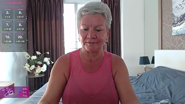 roxana brooks online show from December 2, 2025, 12:44 am