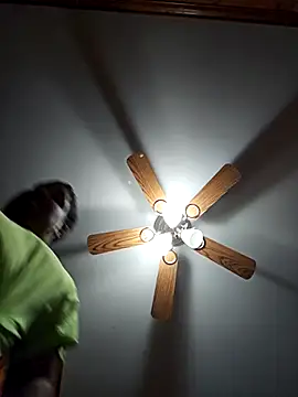 Ambush Sword67 online show from December 22, 2025, 7:58 pm