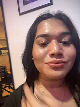 Snapshot of junealovexx chatting on September 18, 2025, 1:47 pm junealovexx online show from September 18, 2025, 1:47 pm