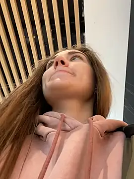 ValenciaShock online show from February 6, 2025, 8:18 am