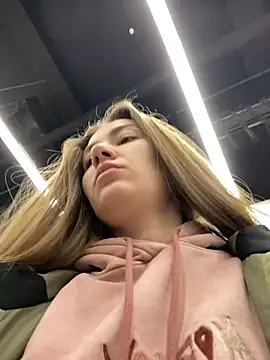 ValenciaShock online show from February 6, 2025, 5:14 am