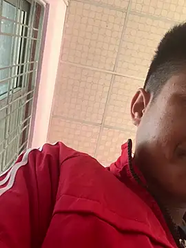 Hullax online show from February 20, 2026, 3:14 am