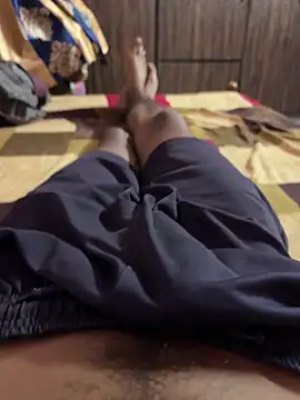 Snapshot of yo19boy chatting on November 8, 2025, 6:39 am yo19boy online show from November 8, 2025, 6:39 am