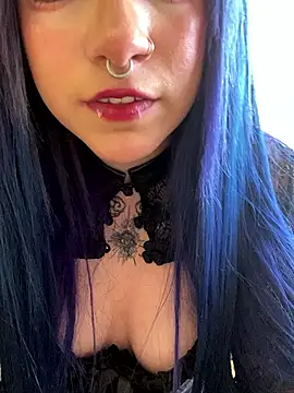 Snapshot of Lucygothic chatting on February 25, 2025, 9:48 pm Lucygothic online show from February 25, 2025, 9:48 pm