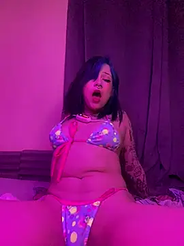 Snapshot of Lucygothic chatting on March 11, 2025, 2:21 am Lucygothic online show from March 11, 2025, 2:21 am