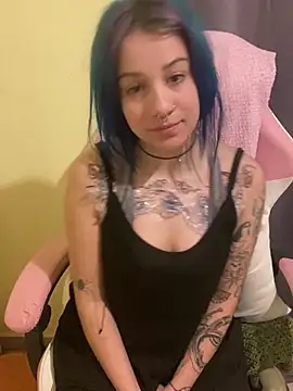Snapshot of Lucygothic chatting on January 16, 2025, 7:28 am Lucygothic online show from January 16, 2025, 7:28 am