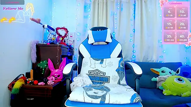 Aleexx    online show from September 27, 2025, 12:00 pm