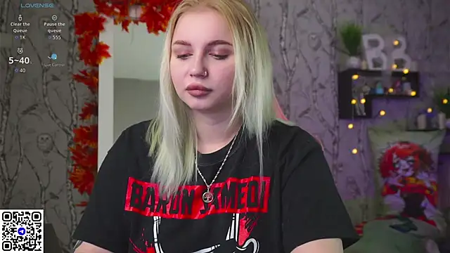 Moon Valkyrie online show from November 7, 2025, 8:19 am