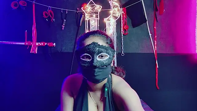 Exotic Goddess online show from November 12, 2025, 9:02 am