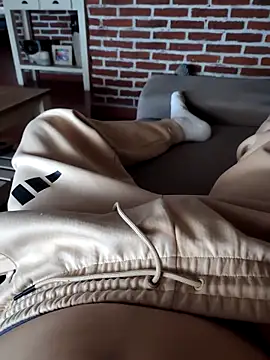 LuqenZo online show from March 26, 2026, 5:11 pm