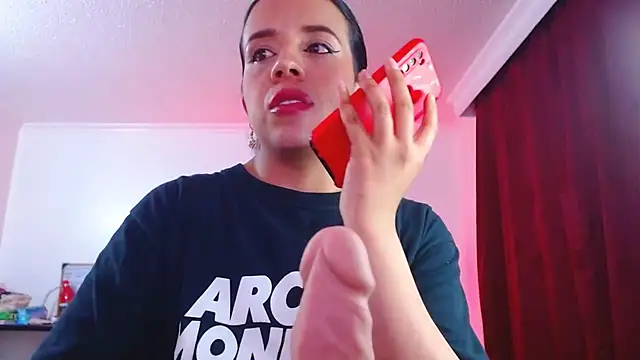 Snapshot of VALERY_MEER chatting on October 16, 2025, 11:46 pm VALERY MEER online show from October 16, 2025, 11:46 pm