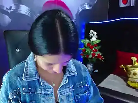 Snapshot of VALERY_MEER chatting on December 3, 2024, 11:51 am VALERY MEER online show from December 3, 2024, 11:51 am