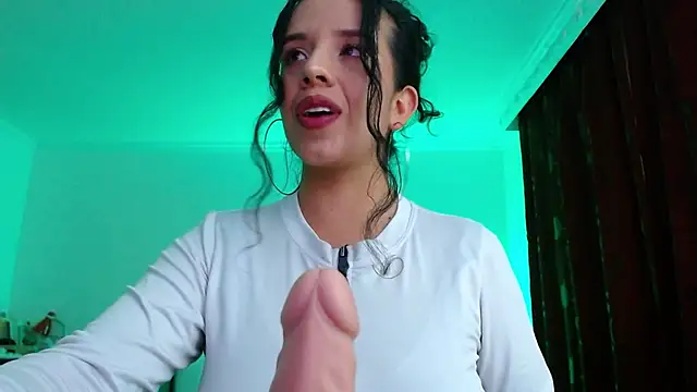 Snapshot of VALERY_MEER chatting on June 14, 2026, 11:28 pm VALERY MEER online show from June 14, 2026, 11:28 pm