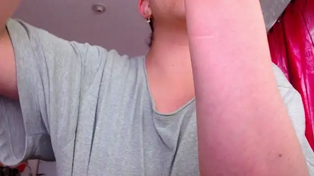 Snapshot of VALERY_MEER chatting on May 29, 2026, 12:22 pm VALERY MEER online show from May 29, 2026, 12:22 pm