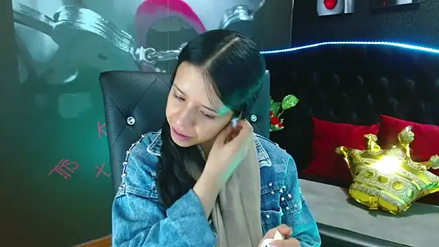 Snapshot of VALERY_MEER chatting on December 16, 2024, 11:44 am VALERY MEER online show from December 16, 2024, 11:44 am