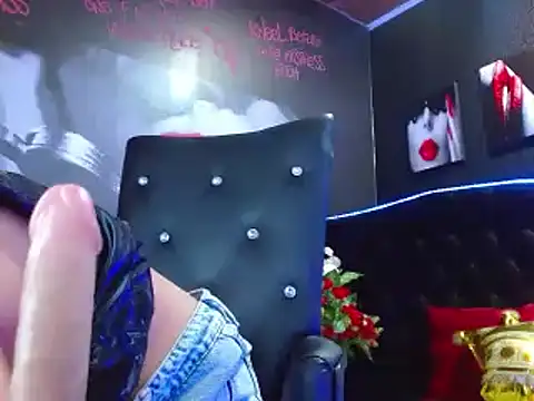 Snapshot of VALERY_MEER chatting on December 2, 2024, 6:16 pm VALERY MEER online show from December 2, 2024, 6:16 pm