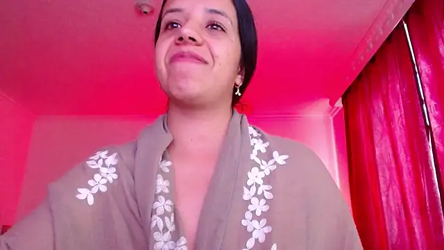 Snapshot of VALERY_MEER chatting on April 21, 2026, 12:01 pm VALERY MEER online show from April 21, 2026, 12:01 pm