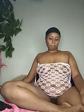 Snapshot of queen_mendyz chatting on May 29, 2026, 8:59 pm queen mendyz online show from May 29, 2026, 8:59 pm