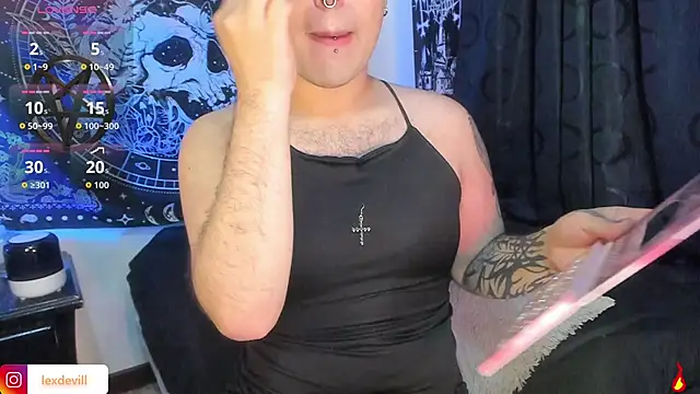 Lexxxxx  online show from November 19, 2025, 12:10 am