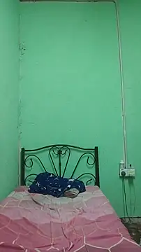 Snapshot of ElisyaHijabDoll chatting on March 22, 2025, 6:47 pm ElisyaHijabDoll online show from March 22, 2025, 6:47 pm