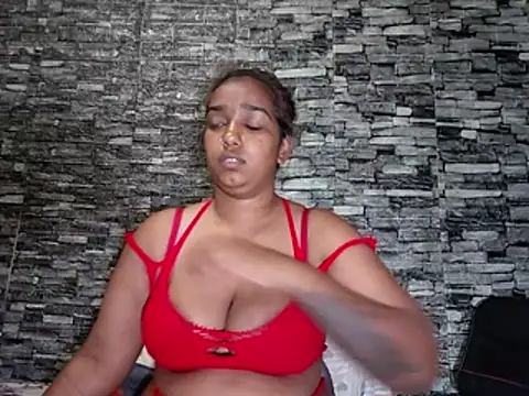 Xindias fantasyX online show from February 10, 2026, 5:34 pm