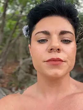 LukeLouHarvey online show from October 8, 2025, 4:58 am