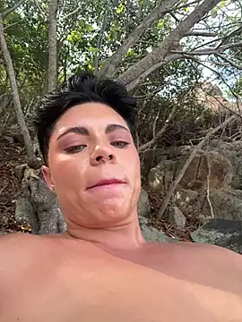 LukeLouHarvey online show from February 5, 2025, 12:53 am