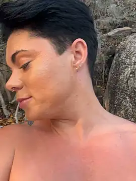 LukeLouHarvey online show from February 14, 2025, 12:41 am