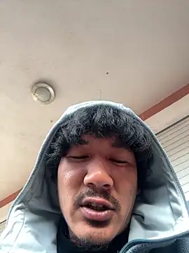 juniiorre online show from October 30, 2025, 7:28 am