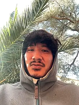 juniiorre online show from November 10, 2025, 12:54 pm