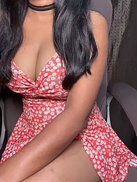 Snapshot of SCHOOL_Girl_0 chatting on February 27, 2026, 2:45 am SCHOOL Girl 0 online show from February 27, 2026, 2:45 am