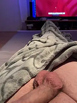 David19932908 online show from February 9, 2025, 10:21 pm