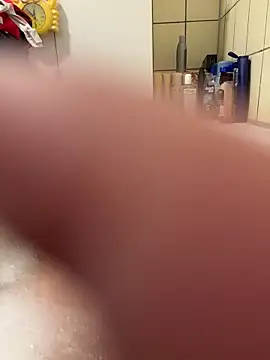 David19932908 online show from November 11, 2025, 6:14 pm