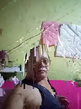 Snapshot of UrAsianPrincessDanie chatting on November 8, 2025, 11:25 am UrAsianPrincessDanie online show from November 8, 2025, 11:25 am