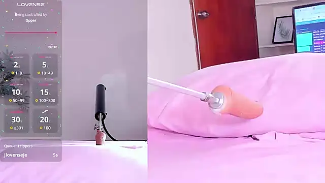 Sweet Susie  online show from March 13, 2025, 8:54 pm