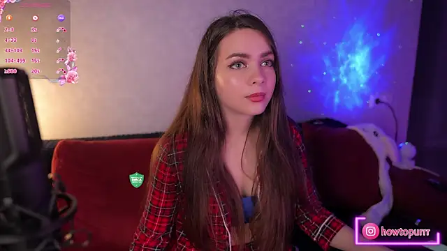 Snapshot of How2Meow chatting on March 19, 2025, 5:39 pm How2Meow online show from March 19, 2025, 5:39 pm